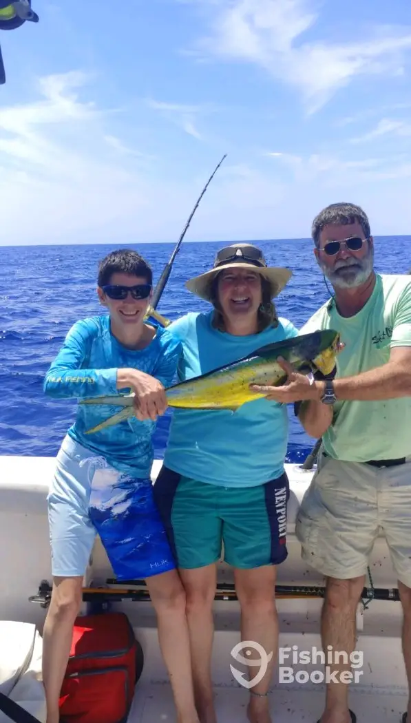 Seabbatical Charters – nearshore / Offshore charter image 4
