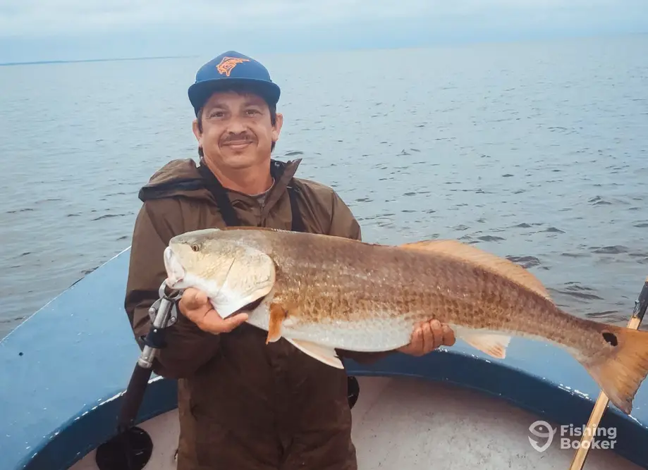 Reel Teal Charters – 22' Bull's Bay charter image 3