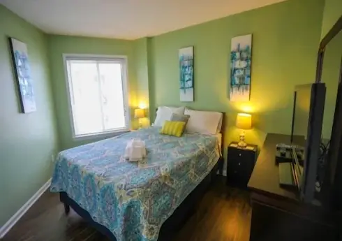 Island North 4A - Incredible ocean views, quiet and relaxing, located near Freeman Park by RedAwning