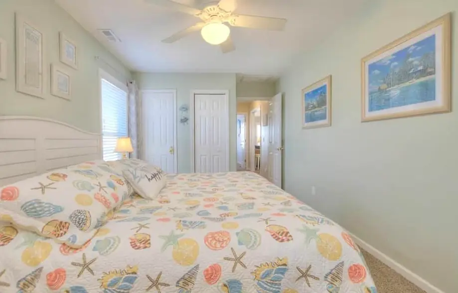 4BR/3BA Home - 2nd Row, Ocean Views, Steps to Beach, Pool w/ Heating, Sleeps 10